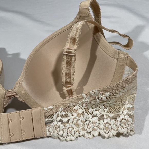 NWT Wacoal [ 34D US ] Embrace Lace Push-Up Bra in Natural‎ Nude - Picture 7 of 11